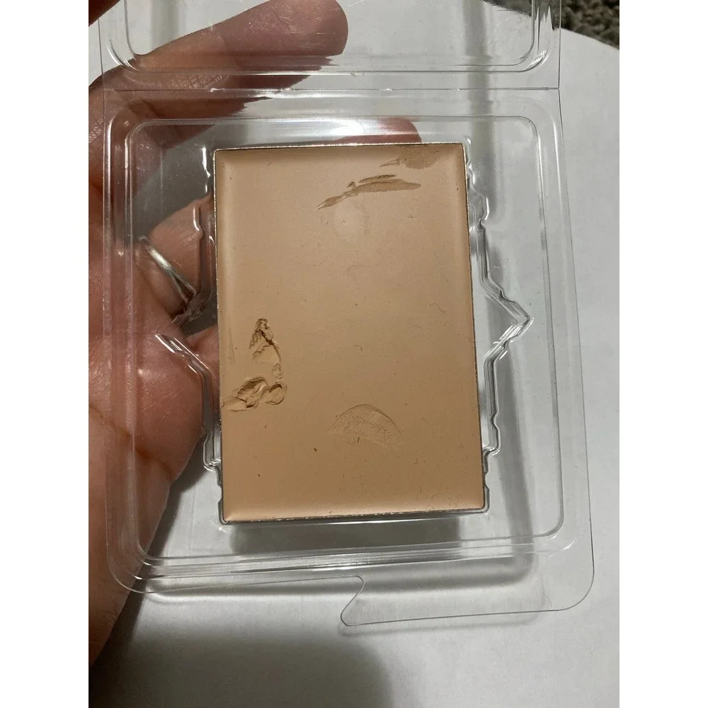 Calvin Klein Medium Coverage Foundation‎ Refill, Shade Ivory READ